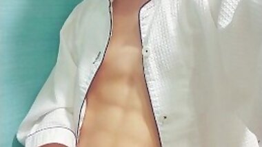 й°ФгБ†гБЧпЉБж§Ее≠РгБЂеЇІгБ£гБ¶гБКгБ°гВУгБ°гВУгВЈгВ≥гВЈгВ≥гВ™гГКгГЛгГЉгБ£