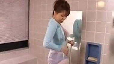 Japanese Housewife