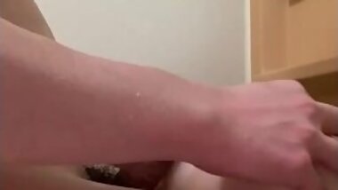 е§ІеЮЛгВ™гГКгГЫгГЗгГУгГ•гГЉгАБгБКйҐ®еСВгБІиЕ∞гБМж≠ҐгБЊгВЙгБЪдЄ≠еЗЇгБЧ