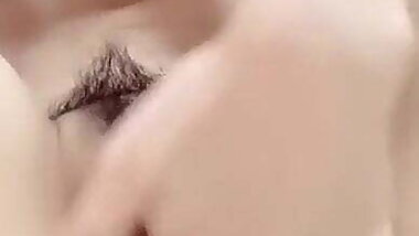 Japanese finger masturbation