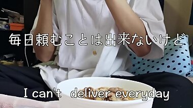 ???????????????????/japanese people talk while eating beef bowl at UberEATS