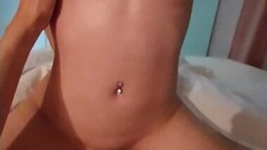 Instagram Influencer Taiwan Asian Chinese Riding