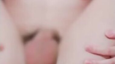 гВҐгГКгГЂгВТжМЗгБІгВЇгГЭгВЇгГЭгБХгВМгБ°гВГгБЖе§Іе≠¶зФЯгАВгААJapanese boy anal