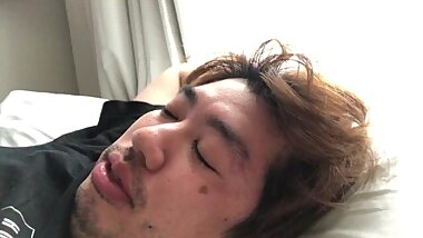 A story about a boxer who is too strong and maybe has a good personality