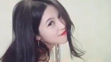 Japanese pretty girl - wonder pole dance