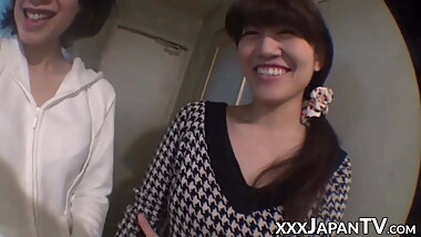 Japanese dykes use their bodies and a big dildo for pleasure