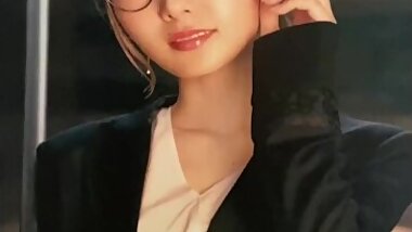 [Bukkake actress series] Massive ejaculation on Shiraishi вЧЛ clothes