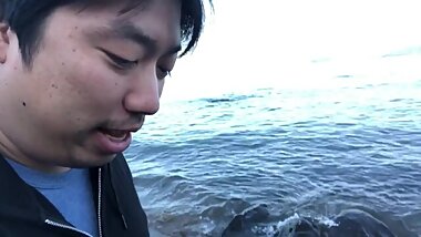 The man who reports the arrival of 2020 in front of Mt.