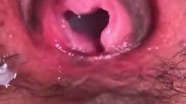 Japanese amateur technician Mai, pussy close-up