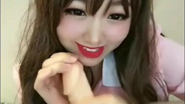 Erotic and innovative treatment by a new Japanese nurse ~ Makes you feel better with handjobs and an