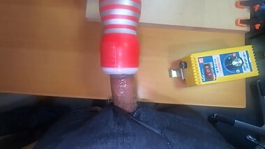 Super comfortable masturbation with electric stroke onaho