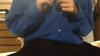 A young japanese woman showed off her vagina