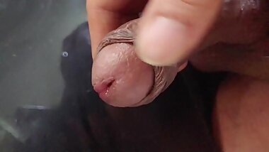 Japanese foresikin handjob ???????????