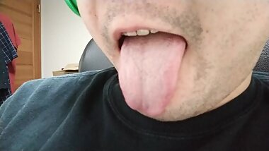 Japanese Male Tongue Fetish 20201002