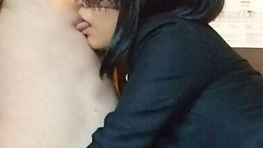 Lascivious office lady plays with M-man's nipples Obscene nipple licking